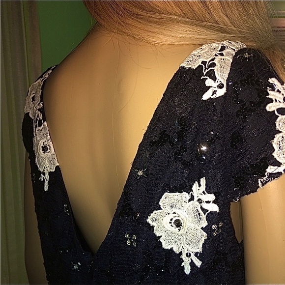 ST JOHN Cocktail dress & matching jacket glass beads, lace, sequins - Picture 5 of 10